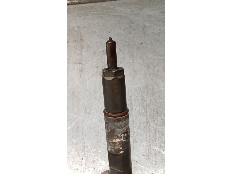 Recambio de inyector para chrysler voyager iv (rg, rs) 2.5 crd referencia OEM IAM 0445110059  BOSCH