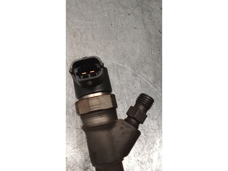 Recambio de inyector para chrysler voyager iv (rg, rs) 2.5 crd referencia OEM IAM 0445110059  BOSCH