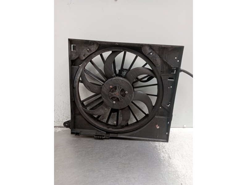Recambio de electroventilador para jaguar xj 2.7 d xj6 executive referencia OEM IAM 4R838C607 8240447 2005