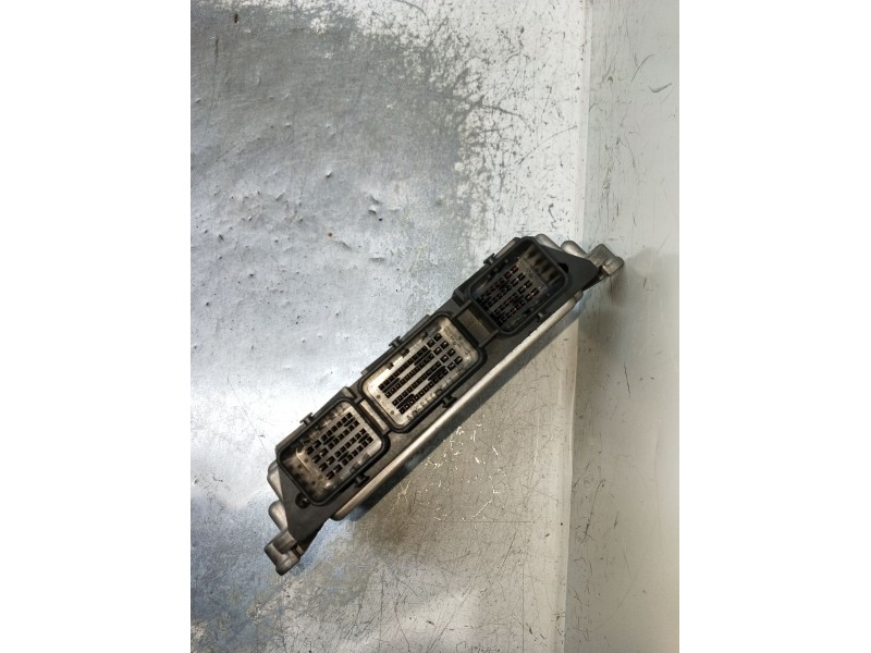 Recambio de centralita motor uce para peugeot 407 (6d_) 1.6 hdi 110 (6d9hzc, 6d9hyc) referencia OEM IAM 9653958980 9658274680 ED