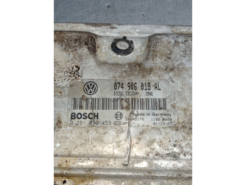Recambio de centralita motor uce para volkswagen transporter t4 furgoneta (70a, 70h, 7da, 7dh, 70j) 2.5 tdi referencia OEM IAM 0