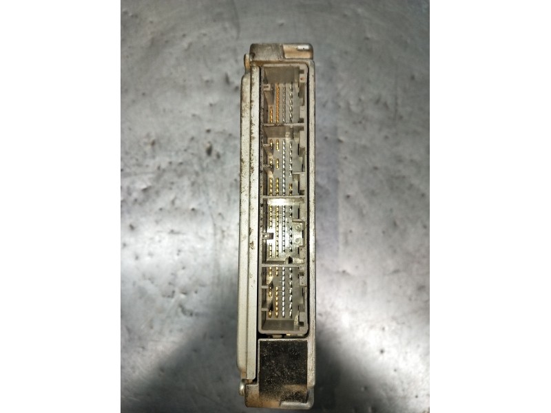Recambio de centralita motor uce para toyota hilux vii pick-up (_n1_, _n2_, _n3_) 2.5 d-4d (kun15, kun35) referencia OEM IAM 896