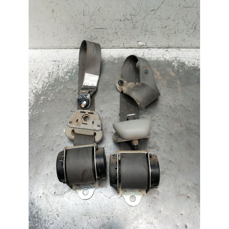 Recambio de juego cinturones trasero para toyota hilux vii pick-up (_n1_, _n2_, _n3_) 2.5 d-4d (kun15, kun35) referencia OEM IAM