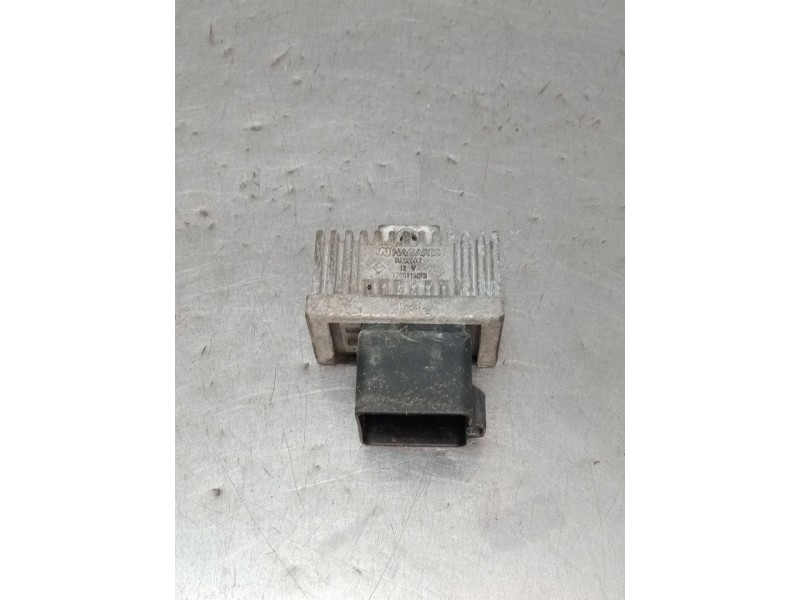 Recambio de caja precalentamiento para renault clio iii (br0/1, cr0/1) 1.5 dci (br17, cr17) referencia OEM IAM 7700115073  2009