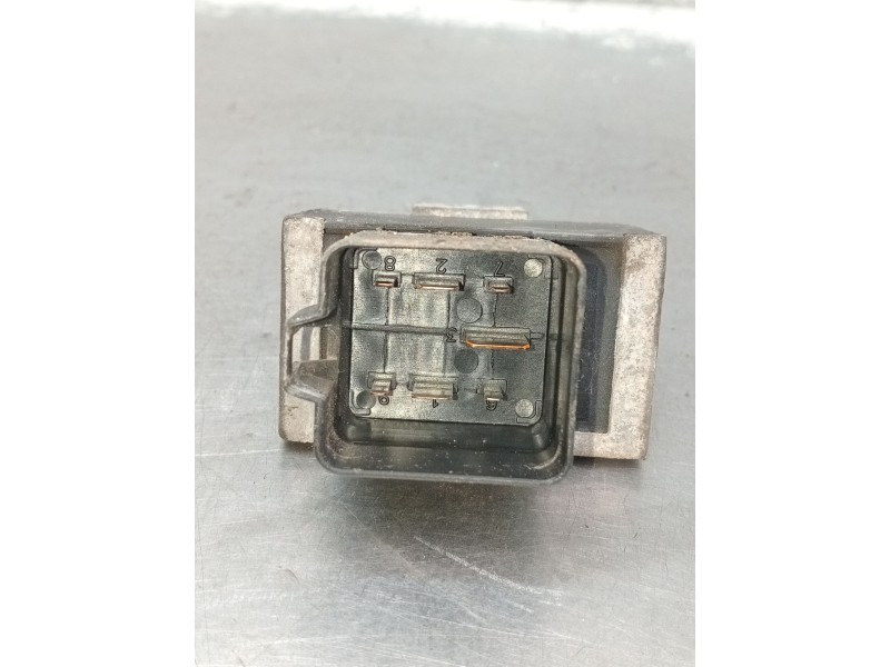 Recambio de caja precalentamiento para renault clio iii (br0/1, cr0/1) 1.5 dci (br17, cr17) referencia OEM IAM 7700115073  2009