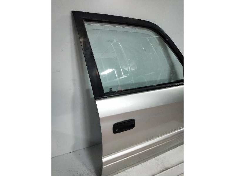 Recambio de puerta delantera derecha para toyota land cruiser (j9) 3.0 turbodiesel referencia OEM IAM  5P 
