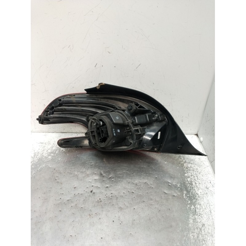 Recambio de piloto trasero derecho para peugeot 208 i (ca_, cc_) 1.6 hdi / bluehdi 75 referencia OEM IAM   2012