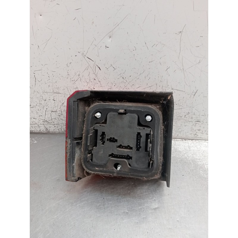 Recambio de piloto trasero derecho para volkswagen transporter t4 furgoneta (70a, 70h, 7da, 7dh, 70j) 2.5 tdi referencia OEM IAM