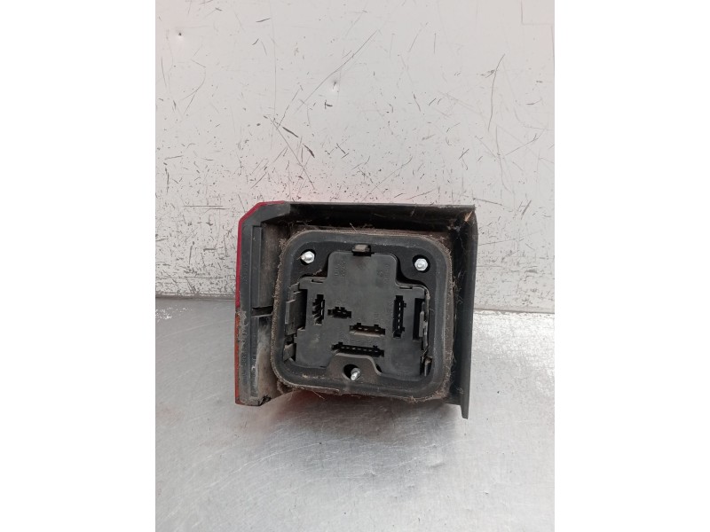 Recambio de piloto trasero derecho para volkswagen transporter t4 furgoneta (70a, 70h, 7da, 7dh, 70j) 2.5 tdi referencia OEM IAM