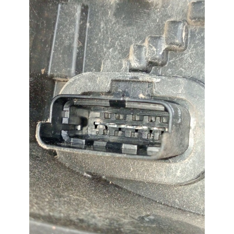 Recambio de piloto trasero derecho para renault clio iii (br0/1, cr0/1) 1.5 dci (br17, cr17) referencia OEM IAM 8200776050  2009