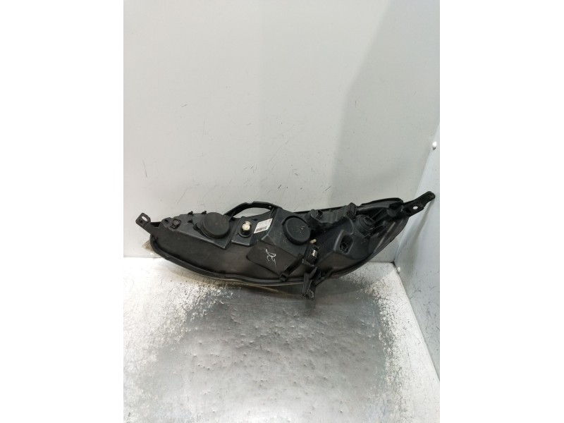 Recambio de faro derecho para peugeot 407 (6d_) 1.6 hdi 110 (6d9hzc, 6d9hyc) referencia OEM IAM 9660235980 0301213202 2004