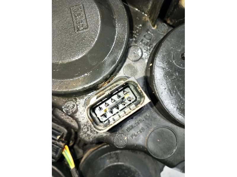 Recambio de faro derecho para peugeot 208 (p2) referencia OEM IAM 9823193880 90174685 