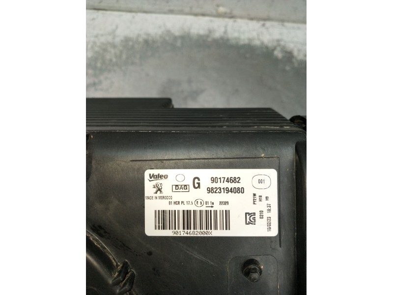 Recambio de faro izquierdo para peugeot 208 (p2) referencia OEM IAM 9823194080 90174682 VER FOTOS
