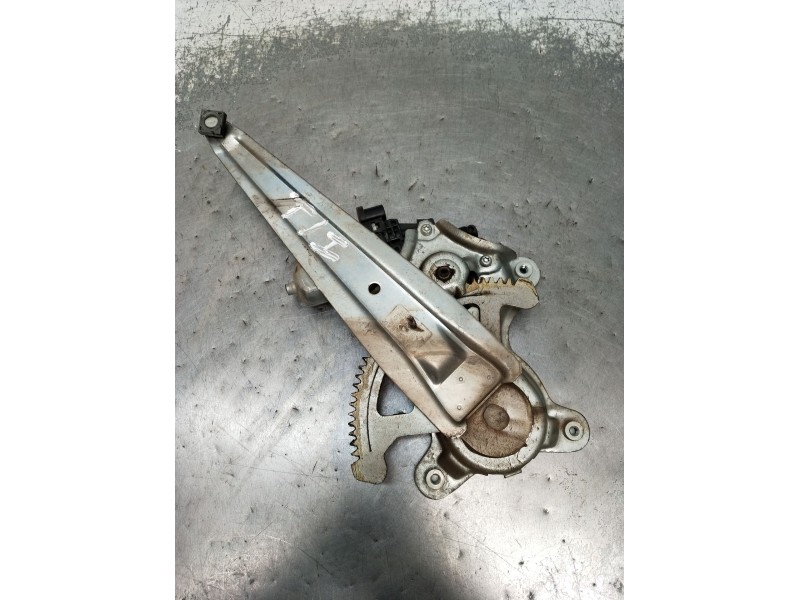 Recambio de elevalunas trasero izquierdo para toyota hilux vii pick-up (_n1_, _n2_, _n3_) 2.5 d-4d (kun15, kun35) referencia OEM