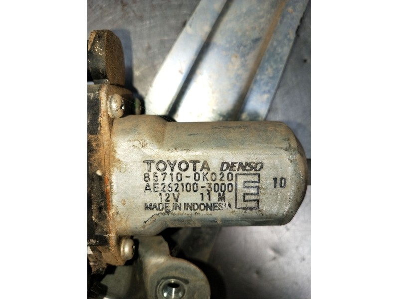 Recambio de elevalunas trasero izquierdo para toyota hilux vii pick-up (_n1_, _n2_, _n3_) 2.5 d-4d (kun15, kun35) referencia OEM