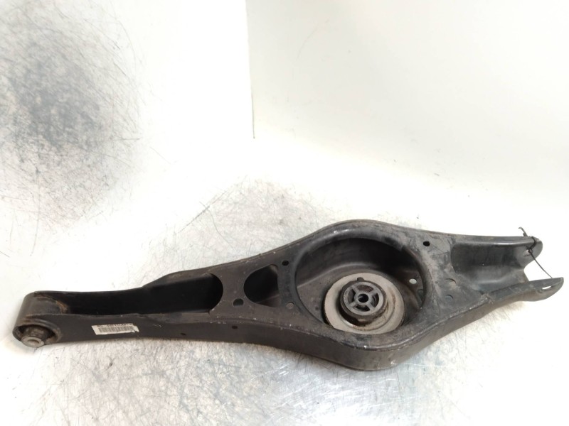 Recambio de brazo suspension inferior trasero derecho para seat toledo (5p2) referencia OEM IAM   