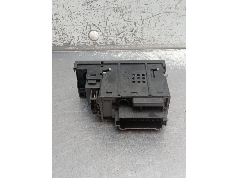 Recambio de mando luces para volkswagen transporter t4 furgoneta (70a, 70h, 7da, 7dh, 70j) 2.5 tdi referencia OEM IAM   1990