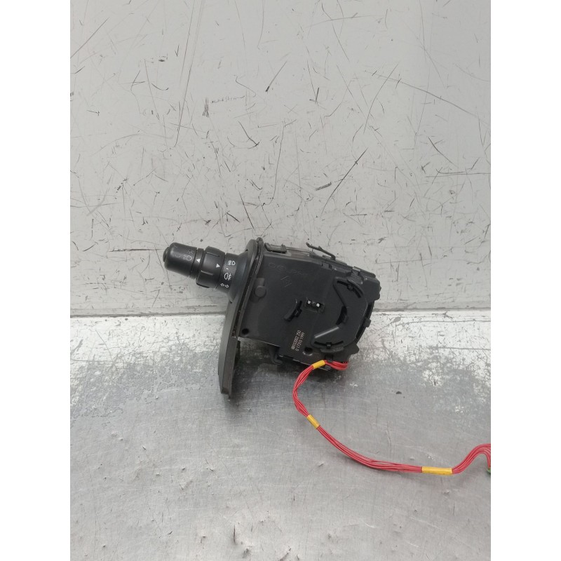 Recambio de mando luces para renault clio iii (br0/1, cr0/1) 1.5 dci (br17, cr17) referencia OEM IAM 88102002250 0173101999 2009