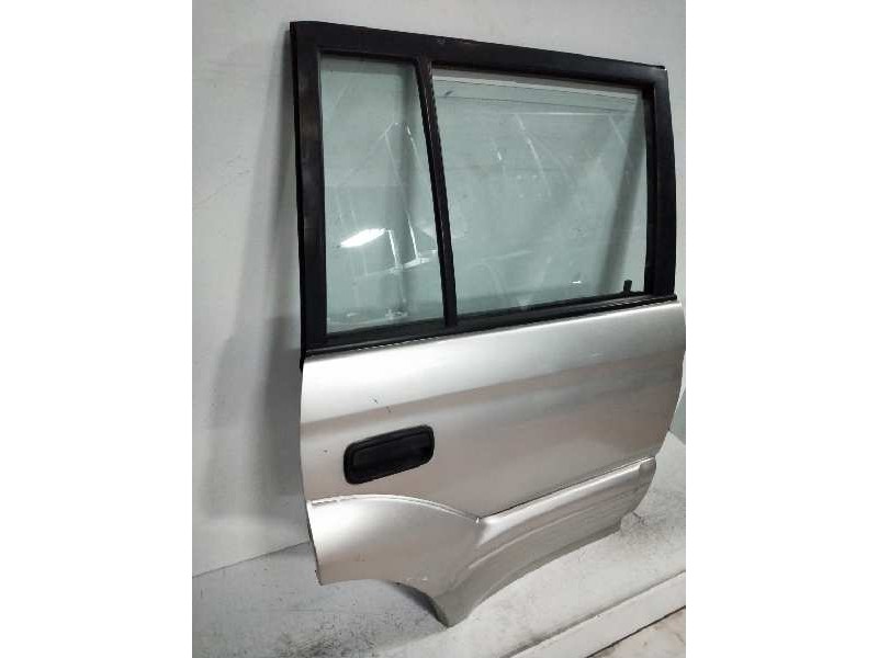 Recambio de puerta trasera derecha para toyota land cruiser (j9) 3.0 turbodiesel referencia OEM IAM   