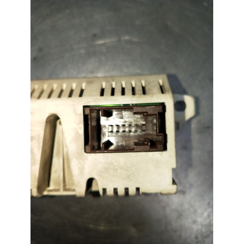 Recambio de pantalla multifuncion para peugeot 407 (6d_) 1.6 hdi 110 (6d9hzc, 6d9hyc) referencia OEM IAM 9657882780 393141 2004