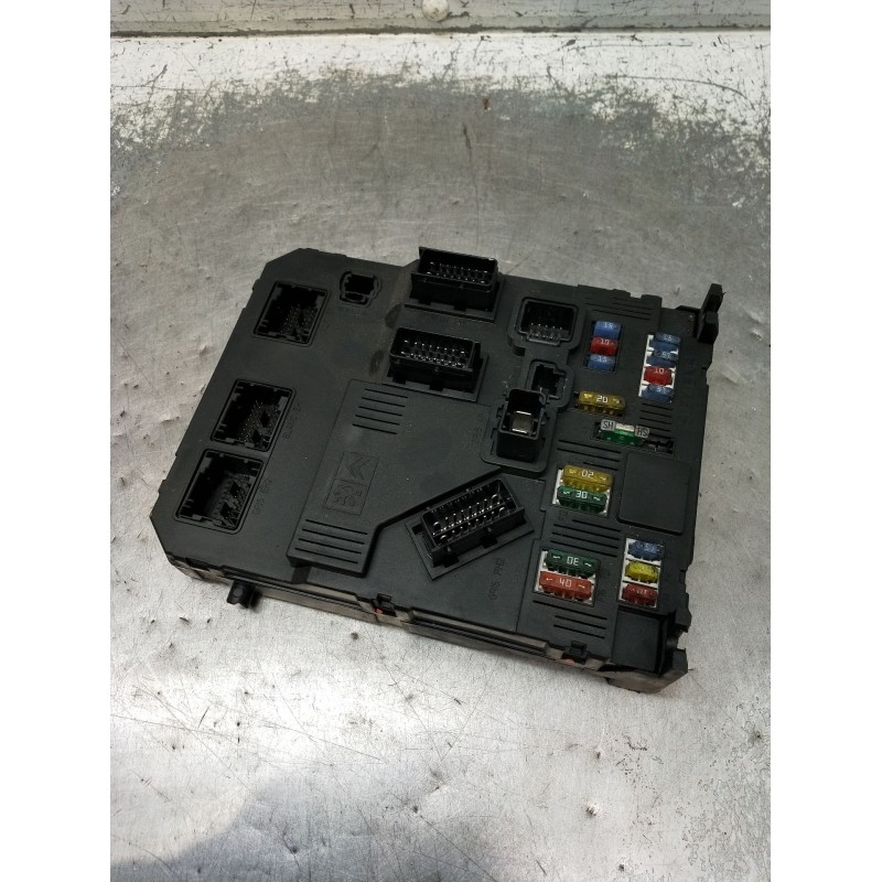 Recambio de caja reles / fusibles para peugeot 407 (6d_) 1.6 hdi 110 (6d9hzc, 6d9hyc) referencia OEM IAM 9655708480 BSIS0300 VER