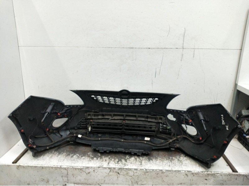 Recambio de paragolpes delantero para opel zafira tourer c (p12) 1.6 cdti (75) referencia OEM IAM  VER FOTOS 2012