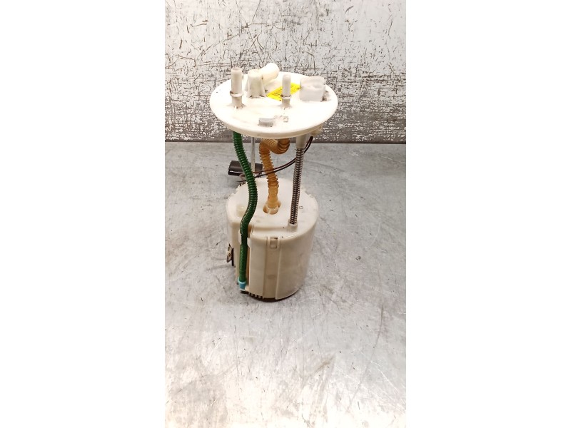 Recambio de bomba combustible para kia sportage concept 4x2 referencia OEM IAM 311102Y230 1002880459 10