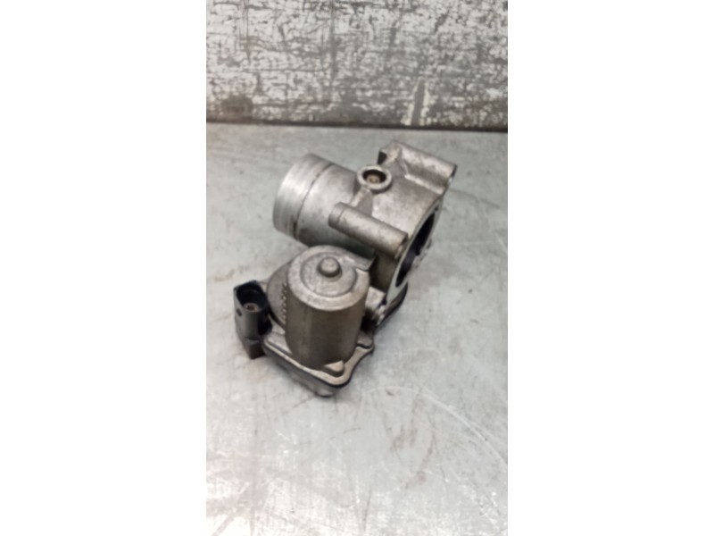 Recambio de caja mariposa para seat ibiza iii (6l1) 1.4 16v referencia OEM IAM 03C133062B A2C53030790 02