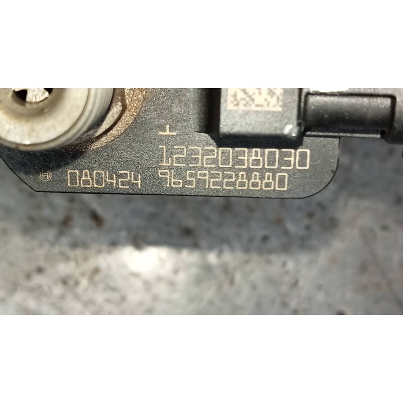 Recambio de inyector para citroen c-crosser 2.2 hdi fap cat referencia OEM IAM 9659228880 1232038030 
