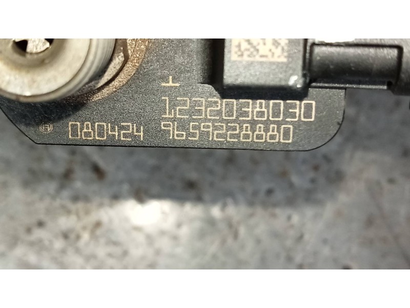 Recambio de inyector para citroen c-crosser 2.2 hdi fap cat referencia OEM IAM 9659228880 1232038030 