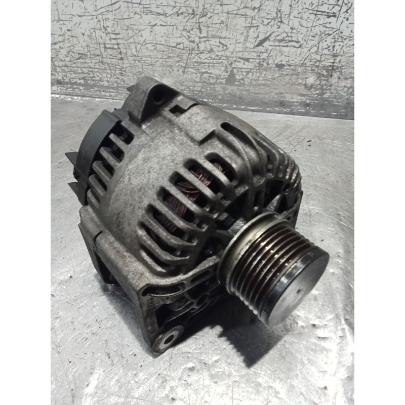 Recambio de alternador para renault megane ii sedán (lm0/1_) 1.5 dci (lm1e) referencia OEM IAM 8200772726 2605275A 06
