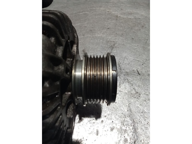 Recambio de alternador para seat altea (5p1) 2.0 tdi 16v referencia OEM IAM 06F903023C 2542695D 04