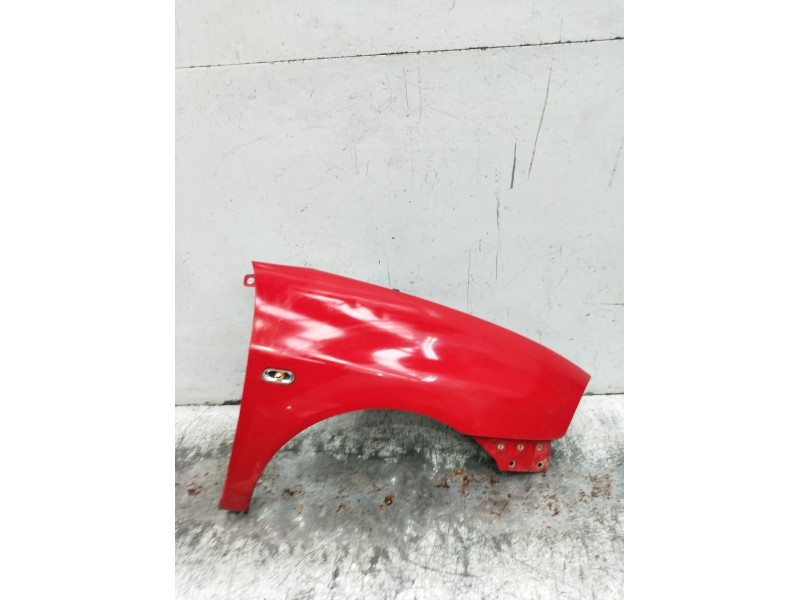 Recambio de aleta delantera derecha para seat ibiza iii (6l1) 1.4 16v referencia OEM IAM   2002