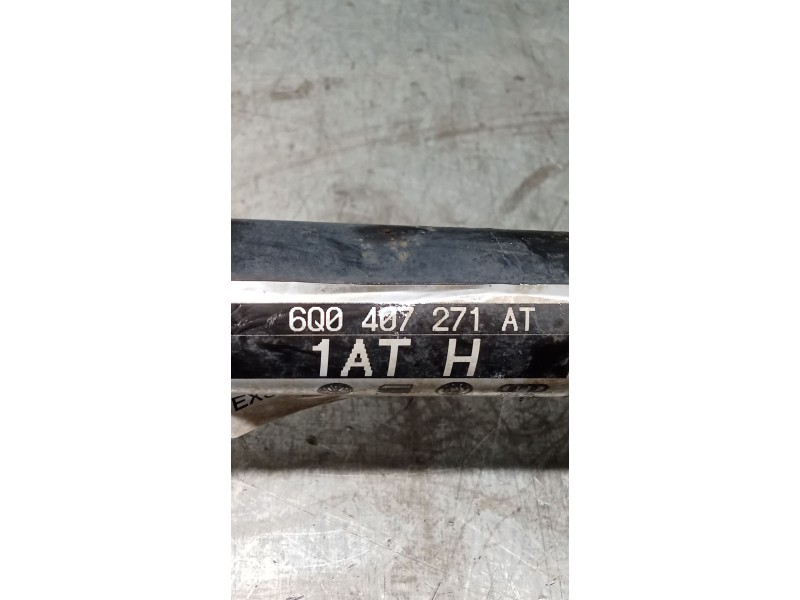 Recambio de transmision delantera izquierda para seat ibiza iii (6l1) 1.4 16v referencia OEM IAM 6Q0407271AT  02
