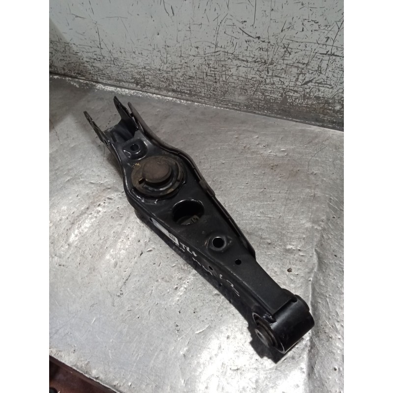 Recambio de brazo suspension inferior trasero izquierdo para hyundai tucson (tl, tle) 1.6 gdi referencia OEM IAM 55210D3050  POS