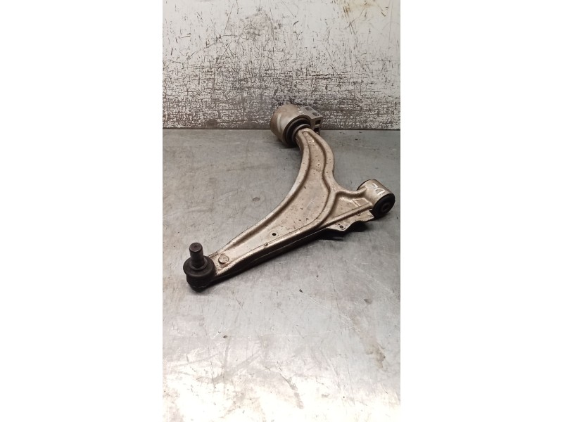 Recambio de brazo suspension inferior delantero derecho para opel zafira tourer c (p12) 1.6 cdti (75) referencia OEM IAM   12