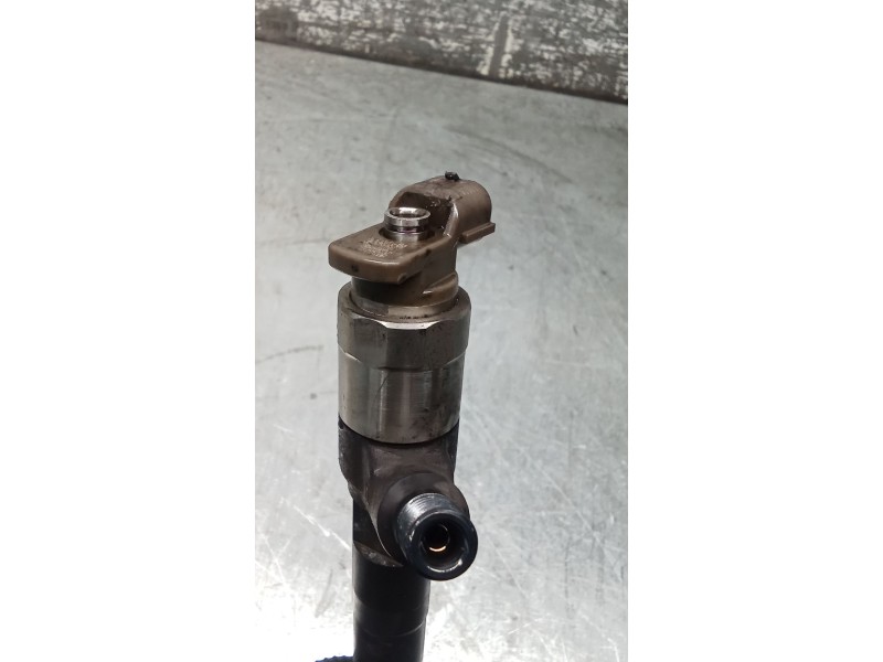Recambio de inyector para opel zafira tourer c (p12) 1.6 cdti (75) referencia OEM IAM 55570012  DENSO