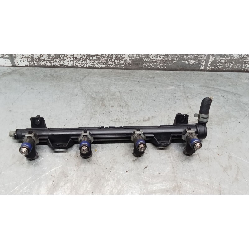 Recambio de rampa inyectora para seat ibiza iii (6l1) 1.4 16v referencia OEM IAM 036133320 036133319BH 02