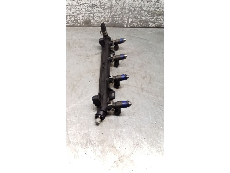 Recambio de rampa inyectora para seat ibiza iii (6l1) 1.4 16v referencia OEM IAM 036133320 036133319BH 02