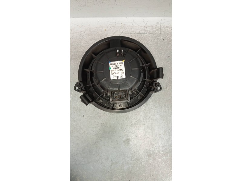 Recambio de motor calefaccion para ssangyong tivoli 1.6 turbodiesel cat referencia OEM IAM   