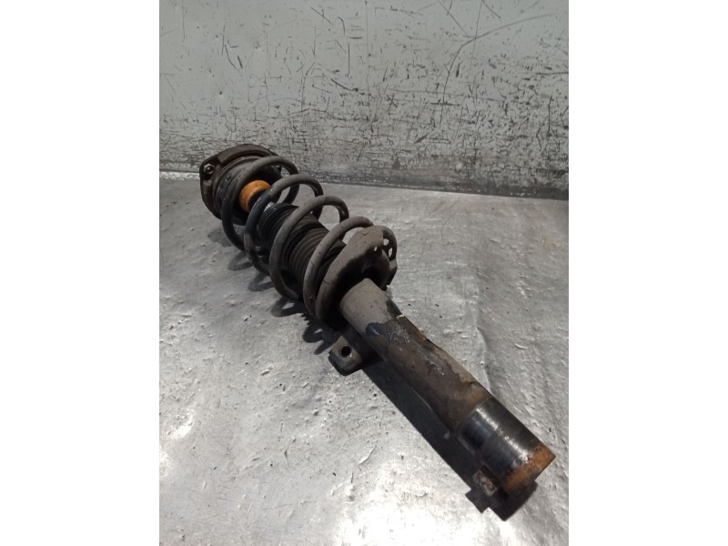 Recambio de amortiguador delantero derecho para seat altea (5p1) 2.0 tdi 16v referencia OEM IAM 1T0413031EK 824904001068 03