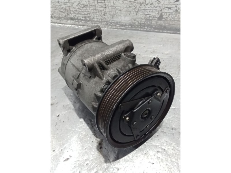 Recambio de compresor aire acondicionado para renault megane ii sedán (lm0/1_) 1.5 dci (lm1e) referencia OEM IAM 8200600110 0114