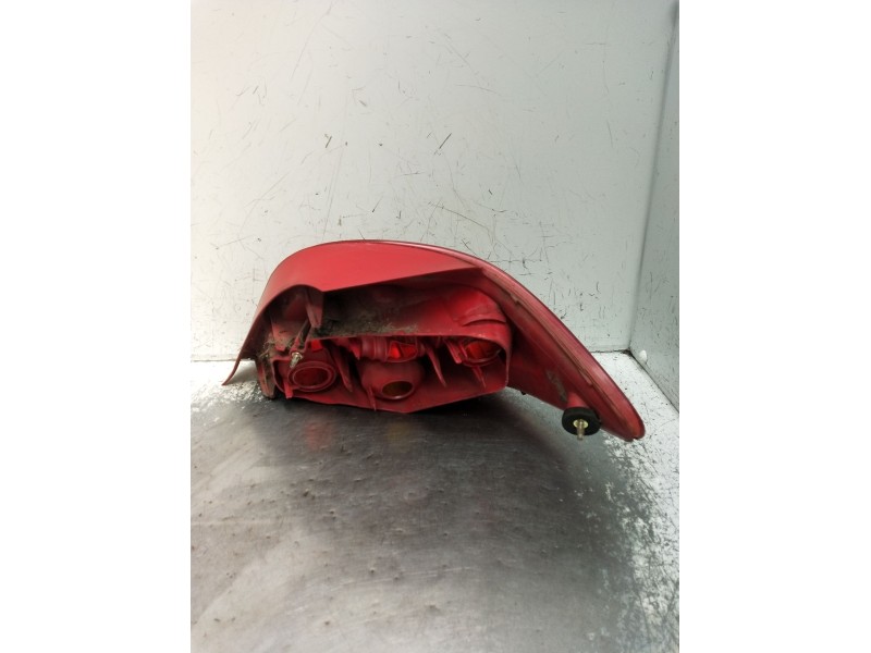 Recambio de piloto trasero izquierdo para peugeot 307 (3a/c) 2.0 hdi 110 referencia OEM IAM   2001