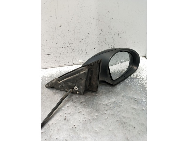 Recambio de retrovisor derecho para seat ibiza iii (6l1) 1.4 16v referencia OEM IAM  MANUAL 2002