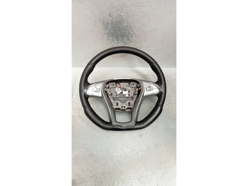 Recambio de volante para ssangyong tivoli 1.6 turbodiesel cat referencia OEM IAM 8916035000  