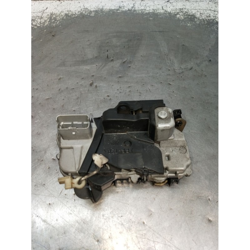 Recambio de motor cierre centralizado delantero derecho para peugeot 307 (3a/c) 2.0 hdi 110 referencia OEM IAM  3P 2001
