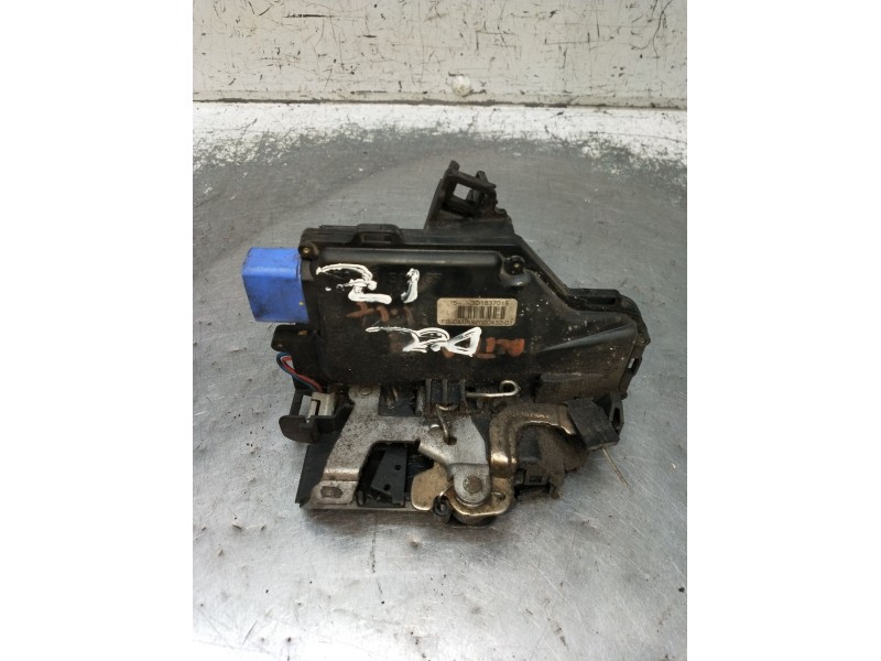 Recambio de motor cierre centralizado delantero izquierdo para seat altea (5p1) 2.0 tdi 16v referencia OEM IAM 3D1837015 5P 2004
