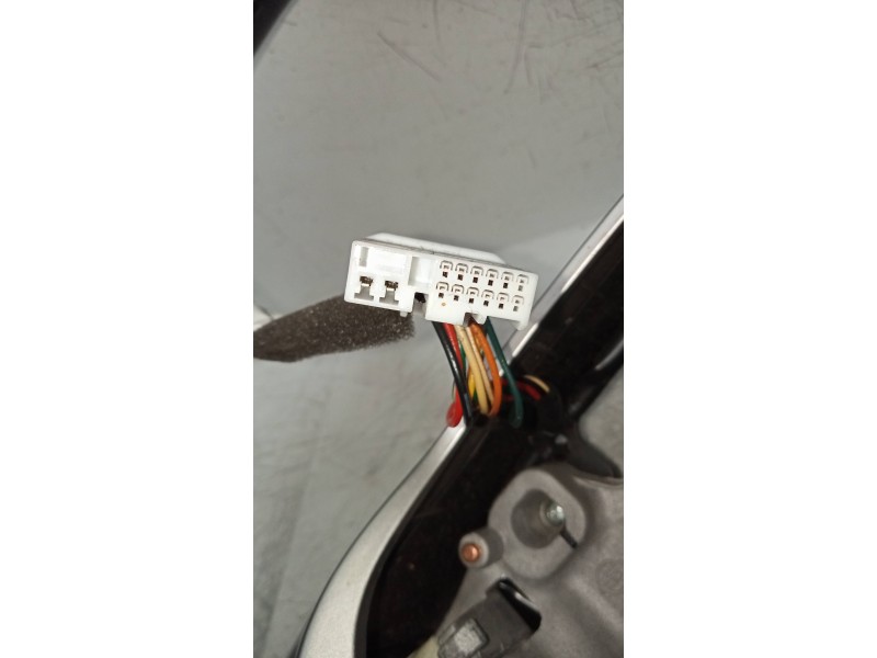 Recambio de volante para ssangyong tivoli 1.6 turbodiesel cat referencia OEM IAM 8916035000  