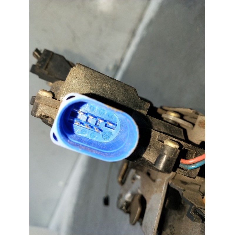 Recambio de motor cierre centralizado trasero derecho para seat altea (5p1) 2.0 tdi 16v referencia OEM IAM 7L0839016 5P 2004