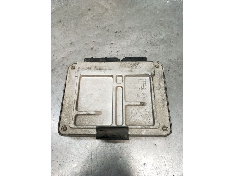 Recambio de centralita motor uce para seat ibiza iii (6l1) 1.4 16v referencia OEM IAM 036906034KC 5D23BKD1G 2002